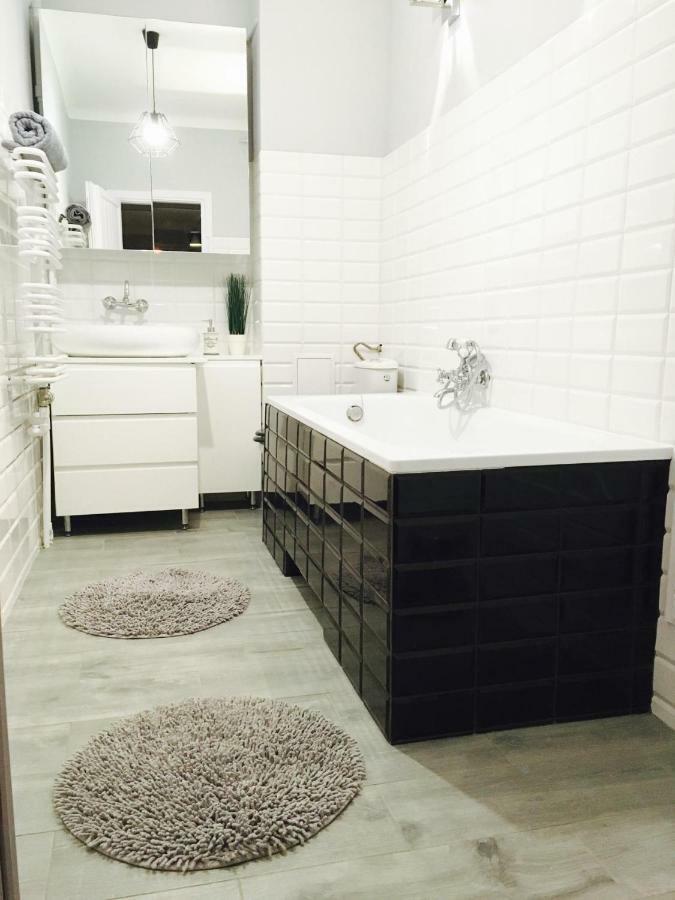 Clicktheflat Chmielna 7 Apartment *